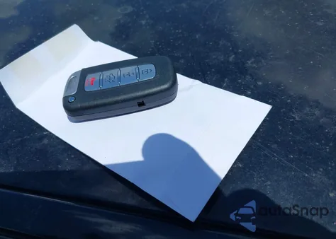 2013 Hyundai Genesis 3.8 z USA, uszkodzony, nr VIN KMHGC4DD5DU214566